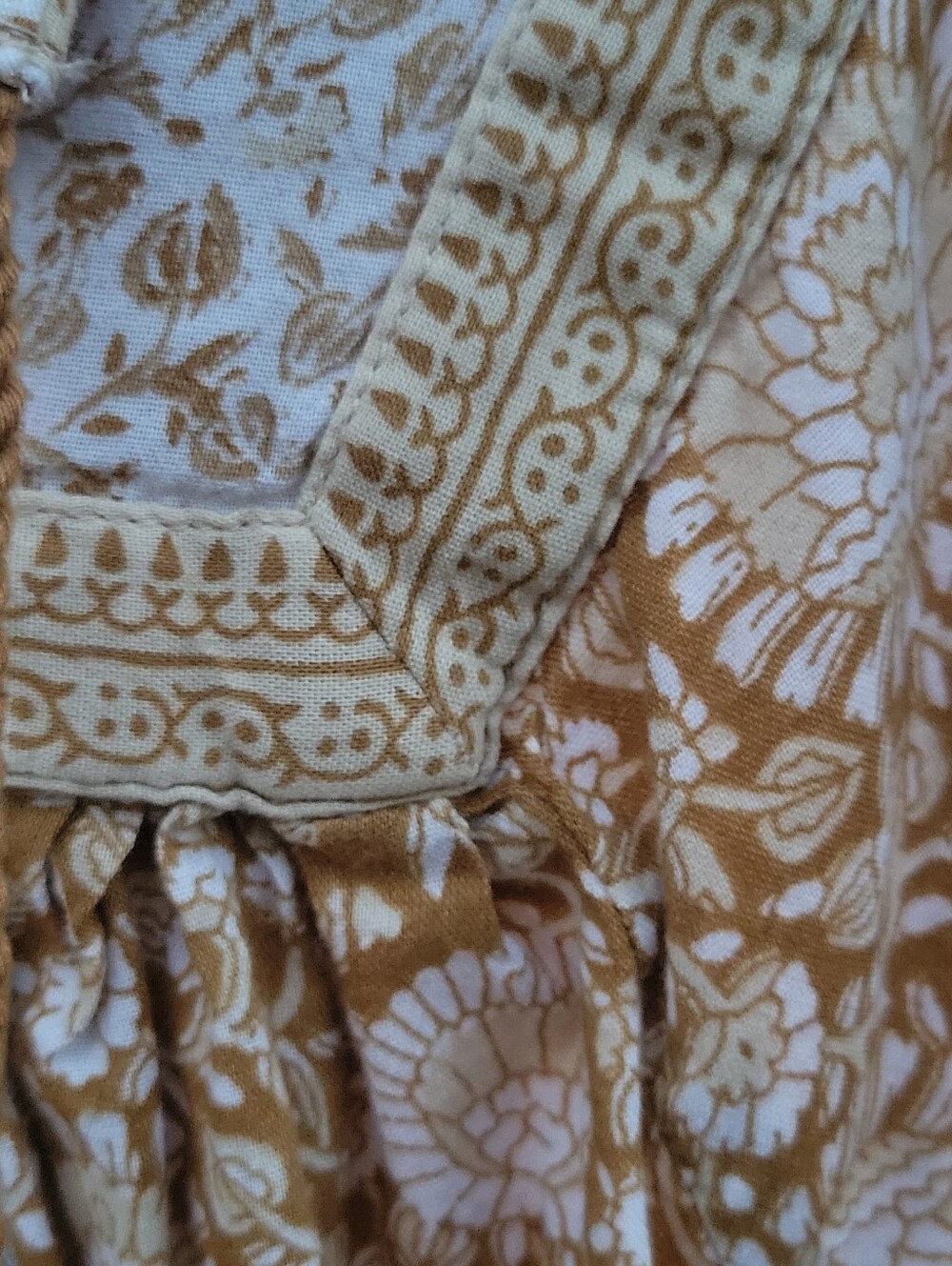 Old Navy Mustard Yellow Boho Peasant Puff Sleeve Blouse Size M Tassels Cotton... - Picture 11 of 11